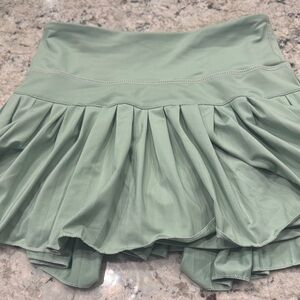 Elegant Green Women's Skirt
